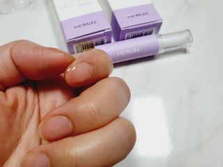뷰젤 매직케어 네일솔루션 손발톱 보습 영양제 펜슬타입 5ml — 4점을 준 리뷰어가 2022년 3월 올린 사용 사진