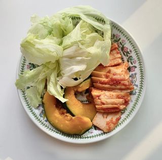 굽네몰 [굽네] 소스가 맛있는 닭가슴살 슬라이스 4종 — 5점을 준 리뷰어가 2021년 4월 올린 사용 사진