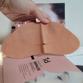 아이디플라코스메틱 아이디 페이스핏 마이너스 밴드 v2 — 4점을 준 리뷰어가 2022년 5월 올린 사용 사진