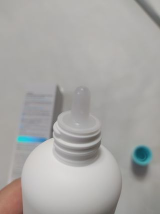 리더스코스메틱 리더스 카밍 바이오틱스 에센스 워터 — 5점을 준 리뷰어가 2021년 10월 올린 사용 사진