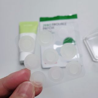 닥터플리너스 제트 큐어 크림 30ml + 제로 트러블 패치 9EA — 4점을 준 리뷰어가 2022년 5월 올린 사용 사진