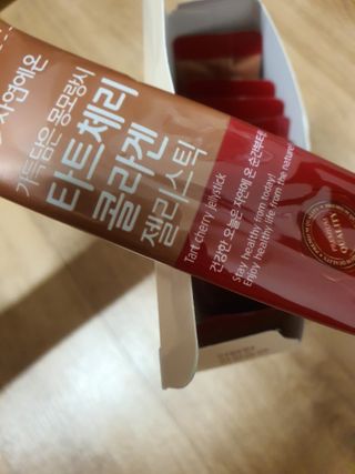 자연에온 가득담은 몽모랑시 타트체리 콜라겐 젤리스틱 — 5점을 준 리뷰어가 2020년 12월 올린 사용 사진