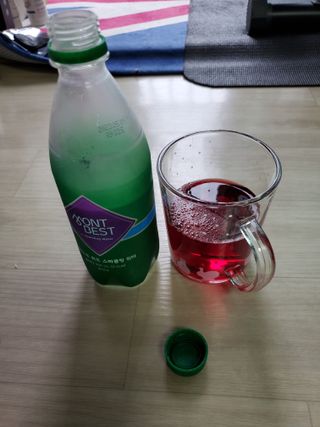 몽베스트 Montbest with Sparkling water Plain 20병 — 5점을 준 리뷰어가 2022년 9월 올린 사용 사진