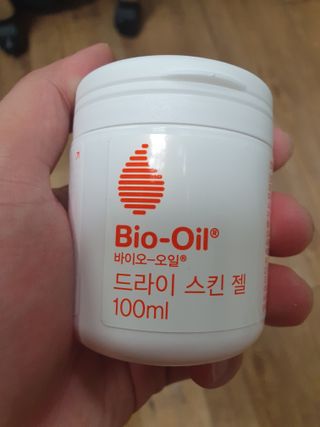 바이오오일 [바이오-오일] 드라이 스킨 젤 100ml — 5점을 준 리뷰어가 2021년 10월 올린 사용 사진