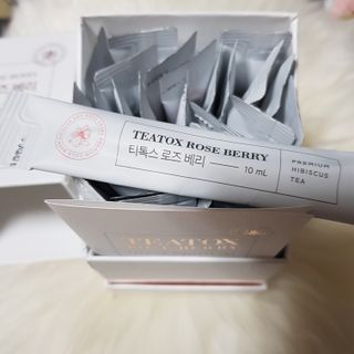 세렌디뷰티_이너뷰티 티톡스 로즈 베리 — 5점을 준 리뷰어가 2021년 3월 올린 사용 사진