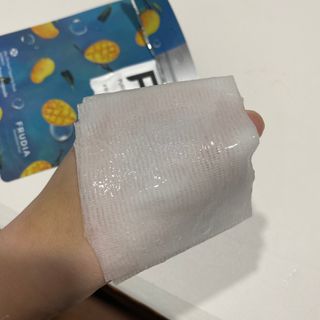[후르디아] 골라쓰는 비건마스크팩 2종 -백년초 / 망고 — 4.5점을 준 리뷰어가 2021년 9월 올린 사용 사진