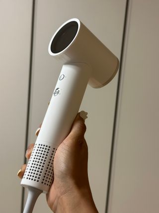 샤오미 로이드미 고속 헤어 드라이기 — 5점을 준 리뷰어가 2023년 7월 올린 사용 사진