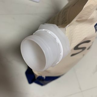 [샌드백] 프리미엄 벤토나이트 고양이모래 — 5점을 준 리뷰어가 2021년 1월 올린 사용 사진