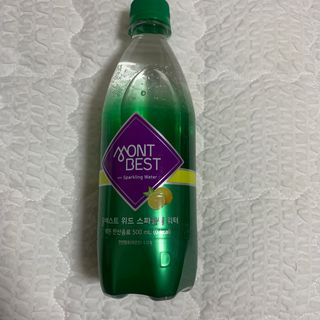 몽베스트 Montbest with Sparkling water Lemon OR Lime 20병(랜덤) — 5점을 준 리뷰어가 2022년 11월 올린 사용 사진