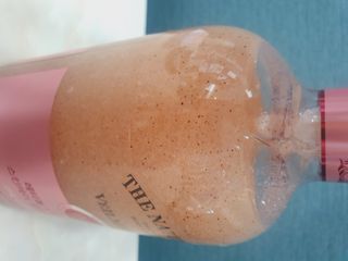 벨먼 내추럴스파 수분광채 스크럽 바디워시 600ml 5종 — 5점을 준 리뷰어가 2022년 5월 올린 사용 사진
