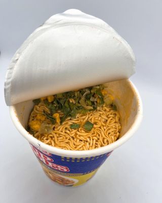 NISSIN 닛신 컵누들  4종 - 씨푸드오리지날, 씨푸드 스파이시, 씨푸드 커리, 씨푸드 XO소스 — 5점을 준 리뷰어가 2022년 3월 올린 사용 사진