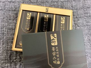 헬스업_천명진프리미엄홍삼스틱_10ml x 30포 — 5점을 준 리뷰어가 2021년 3월 올린 사용 사진