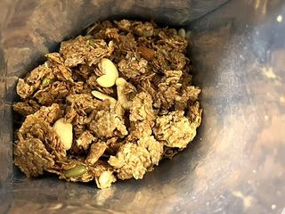 밸런스 다이어트랩 밸다랩 이씨리얼 수제 발아통밀 그래놀라 450g — 5점을 준 리뷰어가 2023년 4월 올린 사용 사진