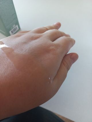 오투에니원 갈락토미세스 리바이탈라이징 프리미엄 화이트닝 에센스 50ml — 4.5점을 준 리뷰어가 2022년 12월 올린 사용 사진