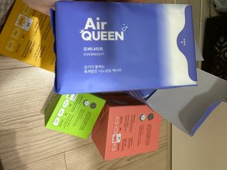 에어퀸 뉴브레스 유기농 생리대 4종 (팬티라이너 20P + 중형 10P + 대형 10P + 오버나이트 8P)_체험단 2차 — 5점을 준 리뷰어가 2024년 11월 올린 사용 사진