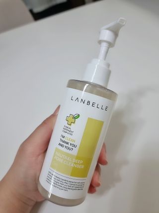 랑벨 내츄럴 딥 포어 클렌저 210ml (저자극 약산성 천연 클렌징 젤) — 5점을 준 리뷰어가 2022년 10월 올린 사용 사진