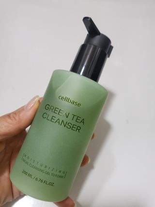 프리마인 메이크업과 들뜨는 각질까지 한방에 깐달걀로! 순하기까지한 셀베이스 그린티클렌저(200ml) — 5점을 준 리뷰어가 2023년 5월 올린 사용 사진