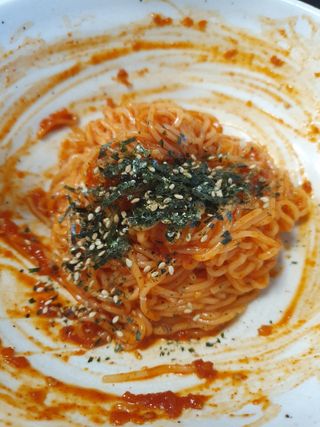 [한면원] 비빔국수 2인분 — 5점을 준 리뷰어가 2022년 7월 올린 사용 사진