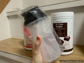 뉴트리션팩토리 닥터큐어 프리미엄쉐이크 다이어트쉐이크 — 4.5점을 준 리뷰어가 2021년 10월 올린 사용 사진