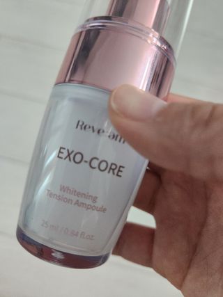 나우 [리브엠] 123억개 엑소좀으로 채운 눈부신 광채, 엑소코어 화이트닝 텐션 앰플 — 3점을 준 리뷰어가 2023년 8월 올린 사용 사진