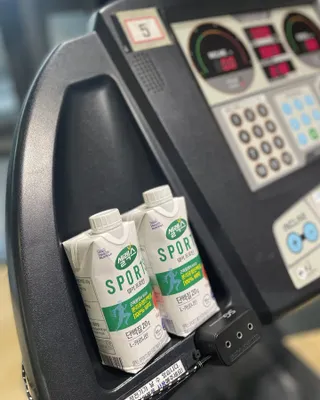 셀렉스스포츠 셀렉스 스포츠 웨이 프로틴 복숭아_ 330ml x 12팩 — 5점을 준 리뷰어가 2021년 11월 올린 사용 사진