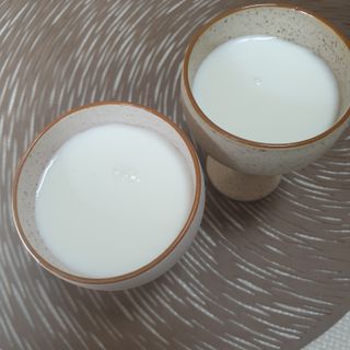 소담스퀘어 상암 [다피] 들깨 도자기 막걸리 고블렛잔 – 4Color 술잔 2P 세트(선물세트) — 5점을 준 리뷰어가 2022년 10월 올린 사용 사진