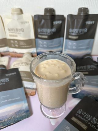 일일하우 슬리밍 플랜B 고소한 귀리맛, 진한 카카오맛 (체중조절식) — 5점을 준 리뷰어가 2023년 5월 올린 사용 사진