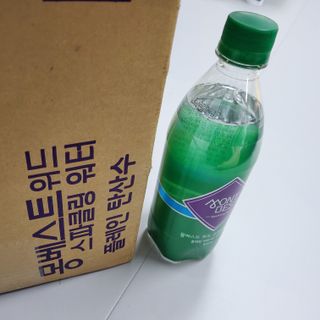 몽베스트 Montbest with Sparkling water Plain 20병 — 5점을 준 리뷰어가 2021년 11월 올린 사용 사진