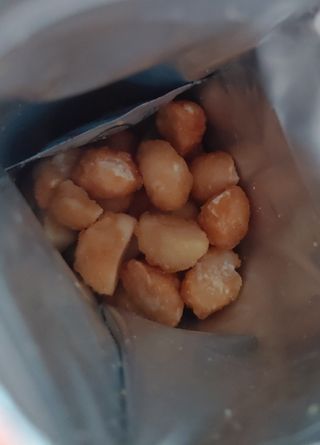 도이퉁 마카다미아 넛 90g  로얄 마카넛 오리지널 쏠트 허니 — 5점을 준 리뷰어가 2021년 9월 올린 사용 사진