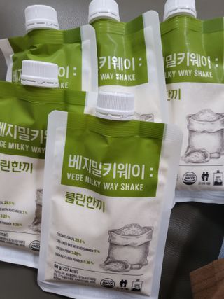 클린24시간  클린한끼 쉐이크 1세트 (5개) — 5점을 준 리뷰어가 2022년 8월 올린 사용 사진