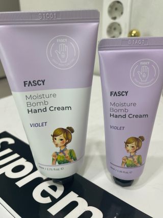 파시 FASCY 高保湿ハンドクリーム40ml+80ml セット — 5점을 준 리뷰어가 2021년 7월 올린 사용 사진