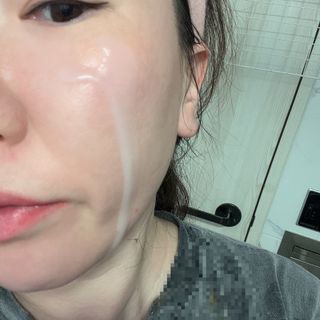 로우퀘스트 베리어 인핸싱 토너투에센스 200ml — 4.5점을 준 리뷰어가 2023년 11월 올린 사용 사진