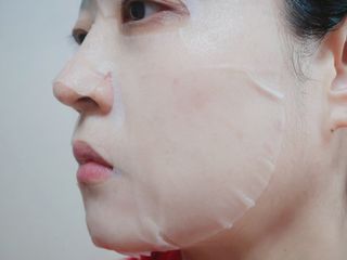 체르엠 그린 케비어 더블워터 마스크팩 5매입  2팩 — 5점을 준 리뷰어가 2021년 11월 올린 사용 사진