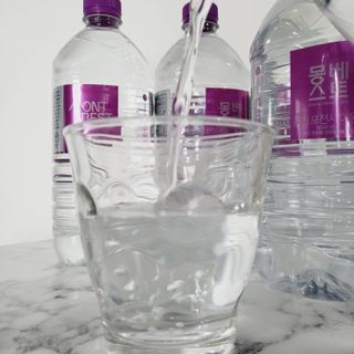 몽베스트 MONTBEST 1L 12입 — 5점을 준 리뷰어가 2022년 1월 올린 사용 사진