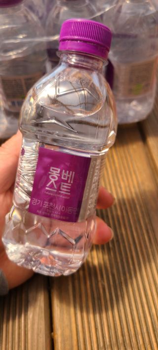 몽베스트 [MONTBEST] 330mL 20병 — 5점을 준 리뷰어가 2022년 4월 올린 사용 사진