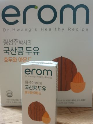 이롬 erom 황성주박사의 국산콩 두유 호두와 아몬드 — 3.5점을 준 리뷰어가 2020년 12월 올린 사용 사진