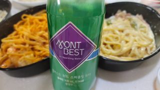 몽베스트 Montbest with Sparkling water Plain 20병 — 3.5점을 준 리뷰어가 2021년 11월 올린 사용 사진