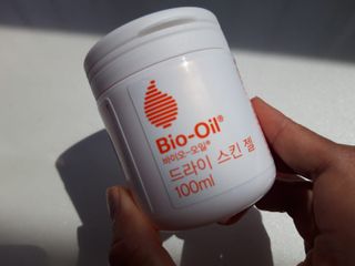 바이오오일 [바이오-오일] 드라이 스킨 젤 100ml — 5점을 준 리뷰어가 2021년 7월 올린 사용 사진