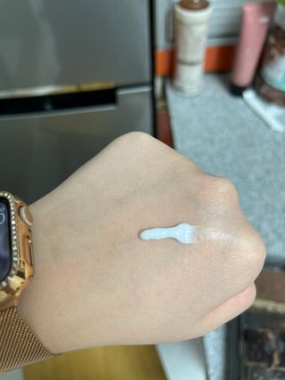 러브모아 향수 고체향수 승무원 고체향수 바르는 향수 니치향수 도손 우드세이지 앤 씨솔트 — 5점을 준 리뷰어가 2022년 9월 올린 사용 사진