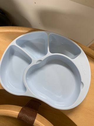 유비맘 캐릭터 실리콘 흡착 식판_색상 랜덤발송 — 5점을 준 리뷰어가 2021년 1월 올린 사용 사진