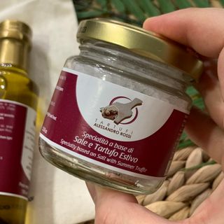 [딜리셔스코드] 타르투피 알레산드로 로시 트러플 소금 100g +트러플 오일 100ml set — 5점을 준 리뷰어가 2022년 6월 올린 사용 사진