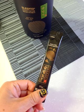 프리마인 자체 기업부설 연구소에서 찾아낸 건강한 수면의 비밀.  슬립토 플러스 30포 — 5점을 준 리뷰어가 2022년 4월 올린 사용 사진