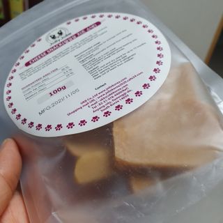 [졸리졸리] 애견 치즈스틱 (HORSE MILK CHEESE) — 3점을 준 리뷰어가 2023년 1월 올린 사용 사진