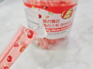 젤리벨리 젤리스틱 어쏘티드 900g — 5점을 준 리뷰어가 2022년 8월 올린 사용 사진