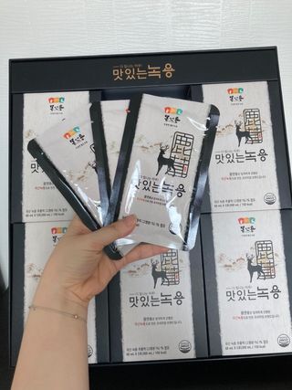 [몸엔용] 과일을 넣어 국산녹용을 맛있게 60ml x 30포 — 5점을 준 리뷰어가 2021년 6월 올린 사용 사진