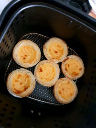 디앙뜨 포르투갈 에그타르트 오리지널 맛+패션후르츠+초콜릿타르트 맛 중 택1 — 5점을 준 리뷰어가 2021년 8월 올린 사용 사진