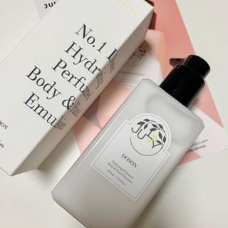 줄라이 모닝 _ JULY MORNING 줄라이모닝 하이드레이팅 퍼퓸드 바디앤핸드 에멀젼 — 5점을 준 리뷰어가 2021년 9월 올린 사용 사진