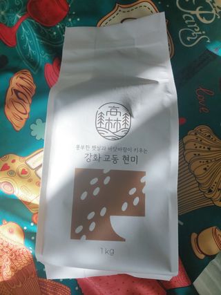 고림상점 풍부한 햇살과 바닷바람이 키우는 강화 교동 쌀 [백미1kg, 현미 1kg] 세트 — 5점을 준 리뷰어가 2021년 12월 올린 사용 사진