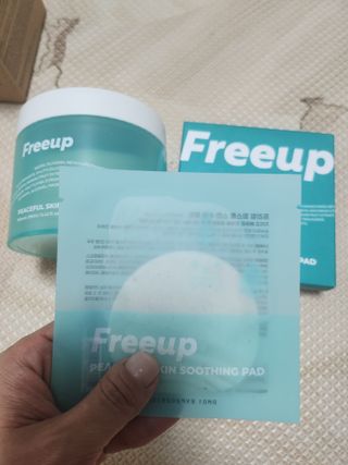 프리업 피스풀 스킨 수딩 본품 + 휴대용키트 — 5점을 준 리뷰어가 2023년 6월 올린 사용 사진