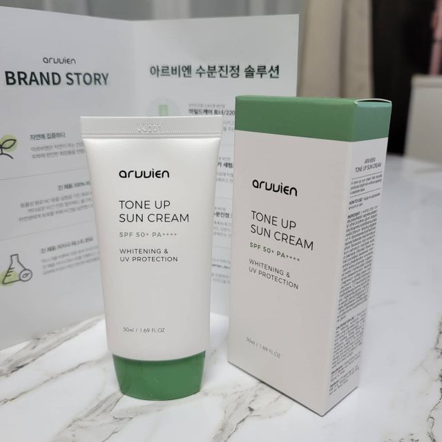 아르비엔 순한성분 비건 무기자차 톤업선크림 리뷰 사진